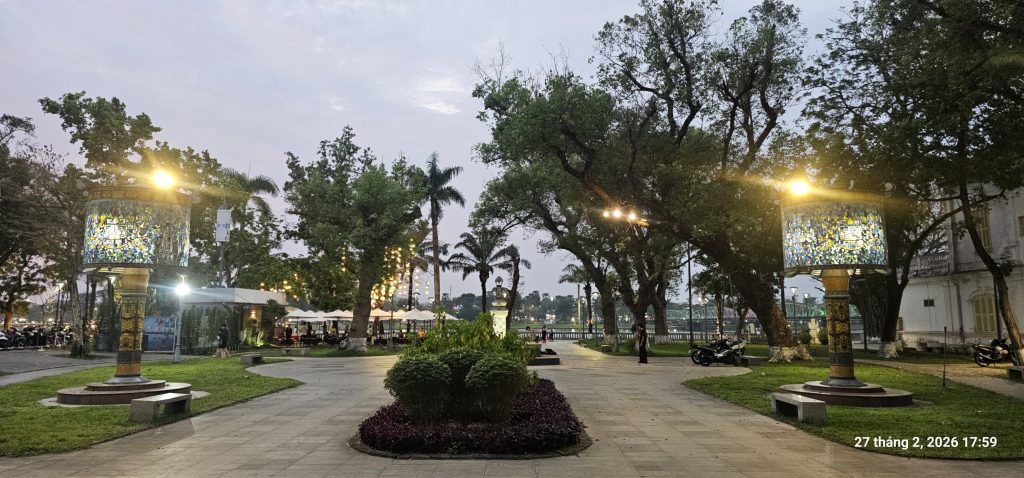 Cong-vien-tu-thuong-hue