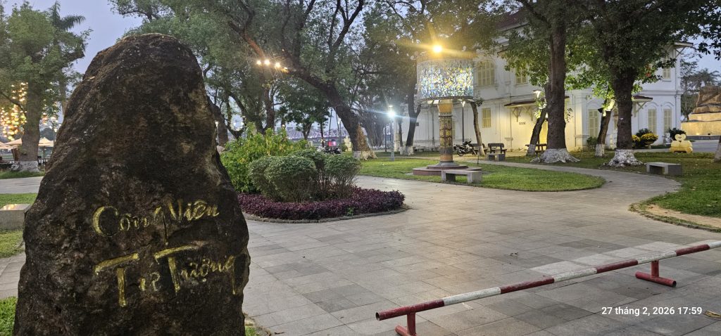 Cong-vien-tu-thuong-hue