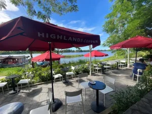 highland-coffee-5-le-loi