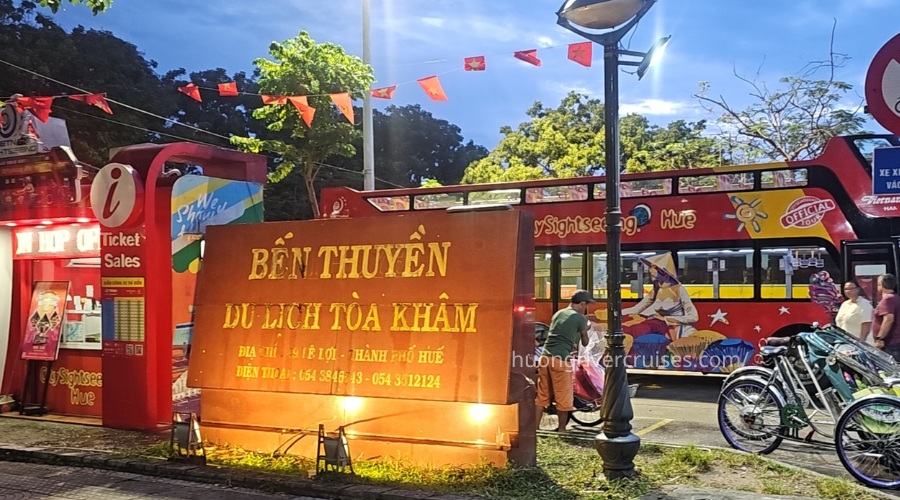 du-thuyen-song-huong
