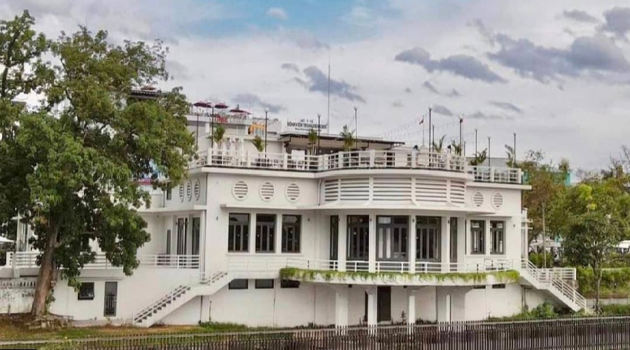 Le-Cercle-Hue