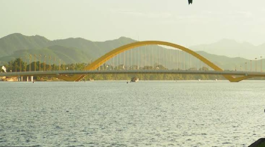 cau-nguyen-hoang-hue